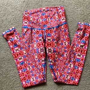 Women's leggings, size medium